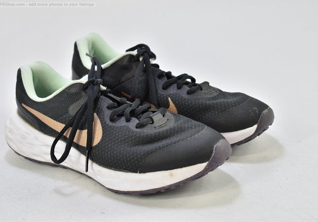 Nike Revolution Damen Sportschuhe Sneaker  EUR 38 Nr. 25-Z 2071