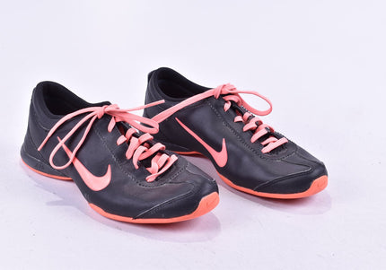 Nike Air Musio Damen Sportschuhe Sneaker EUR 38,5 Nr. 24-M 4023-SchuhGebraucht