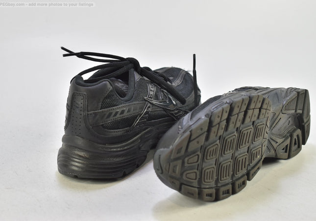 Nike Initiator Damen Sportschuhe Sneaker  Gr.40 Nr. 26-T 242