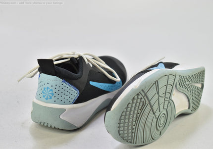 Nike Omni Multi-Court Damen Sportschuhe Sneaker  EUR 39 Nr. 25-L 1064