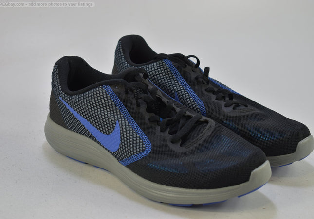 Nike Revolution Herren Sportschuhe Sneaker EUR 44 Nr. 25-Y 2102-SchuhGebraucht