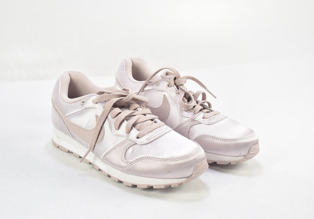 Nike MD Runner 2 Damen Sportschuhe Sneaker  EUR 38 Nr. 23-X 2453