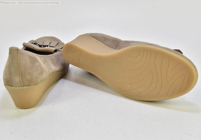 Caprice  Damen Pumps High Heels  EUR 41 Nr. 25-U 1710