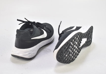 Nike Revolution Damen Sportschuhe Sneaker EUR 37,5 Nr. 24-X 1078-Schuh-Gebraucht-secondhand