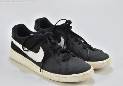Nike Court Royale Damen Sportschuhe Sneaker  EUR 40 Nr. 25-N 1717