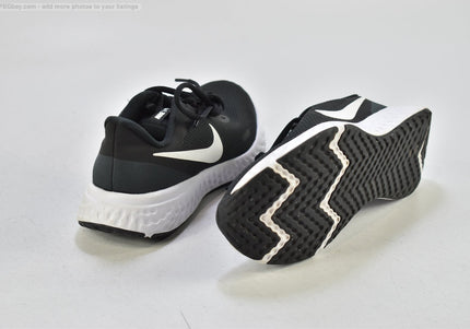 Nike  Revolution Damen Sportschuhe Sneaker  EUR 37,5 Nr. 25-N 1017