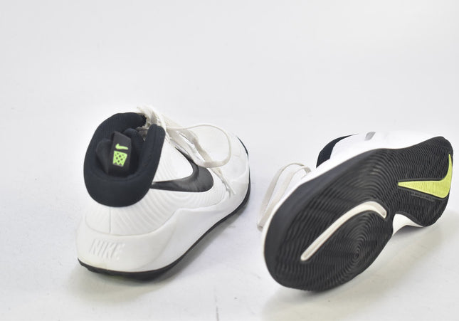 Nike Team Hustle Herren Sportschuhe Sneaker EUR 40 Nr. 24-X 322-Schuh-Gebraucht-secondhand