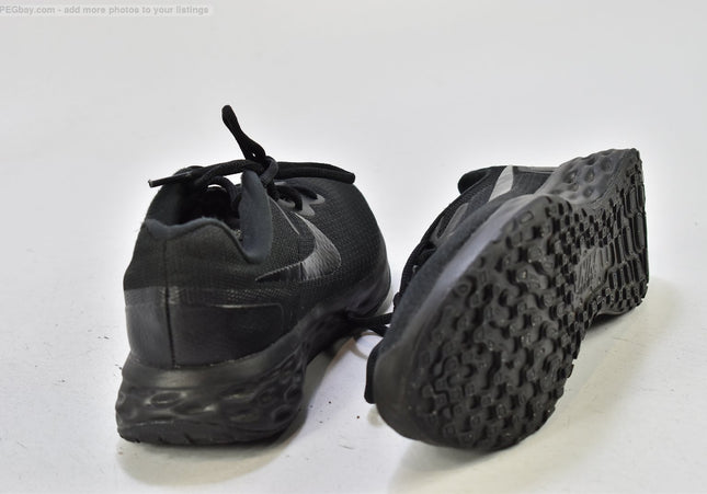 Nike Revolution Damen Sportschuhe Sneaker  EUR 37,5 Nr. 25-Z 1027