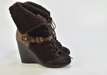 UGG Australia  Damen Stiefelette Boots  7,5M Nr. 26-B 547